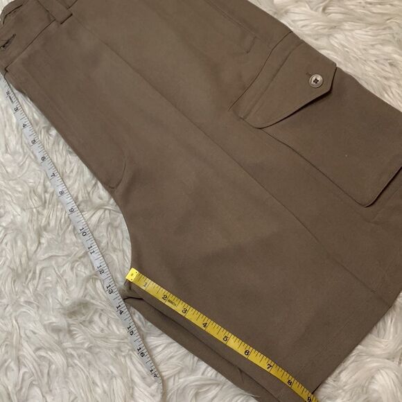 WfF silk cargo dress shorts zip fly Single front Pleat in taupe - Picture 5 of 7
